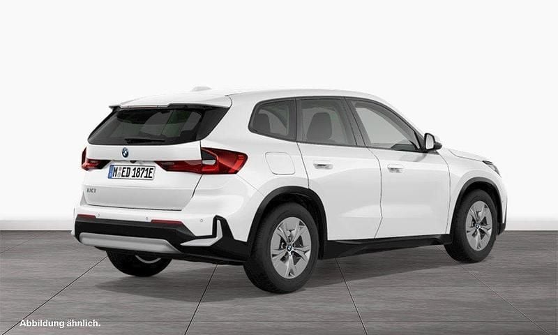 Gebraucht BMW iX1 Performance 230 kW (313 PS) 2023 Mineralweiß SUV