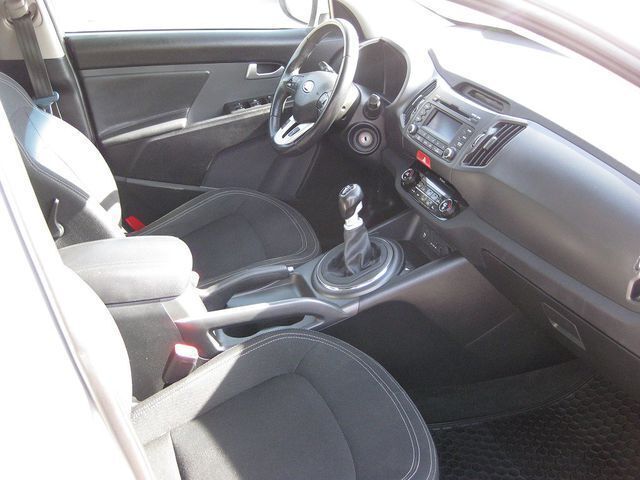 Gebraucht Kia Sportage Vision 184 PS (135 kW) 2011 Silber metallic SUV