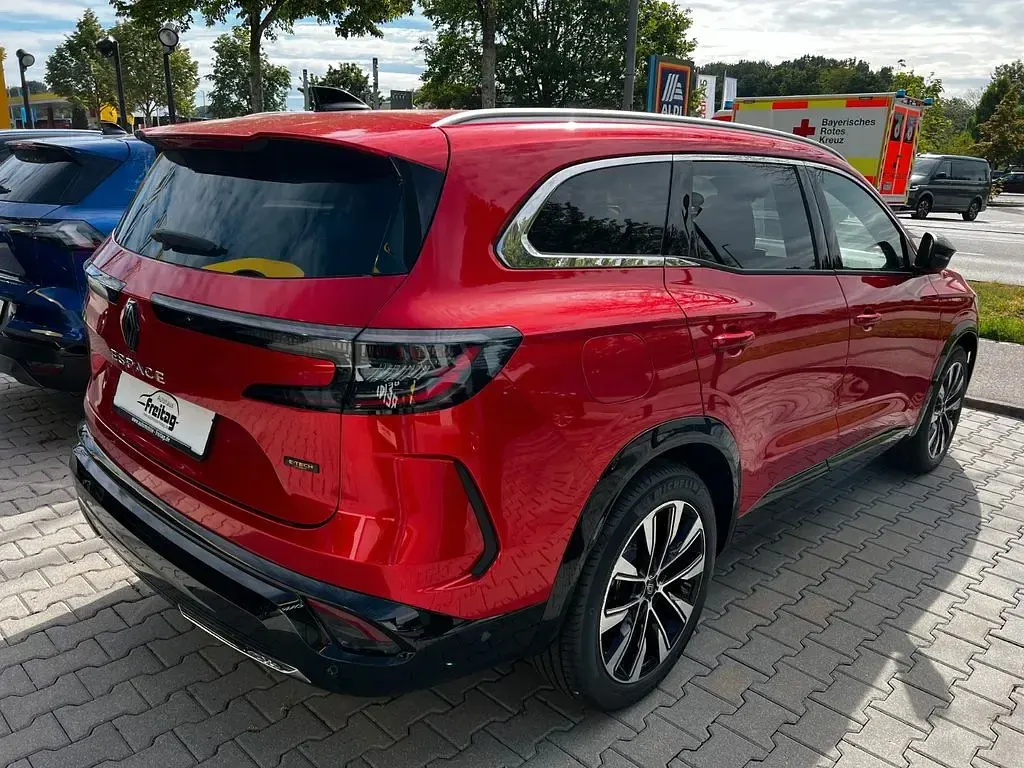 Neu Renault Espace Techno 131 PS (96 kW) 2025 Rot SUV
