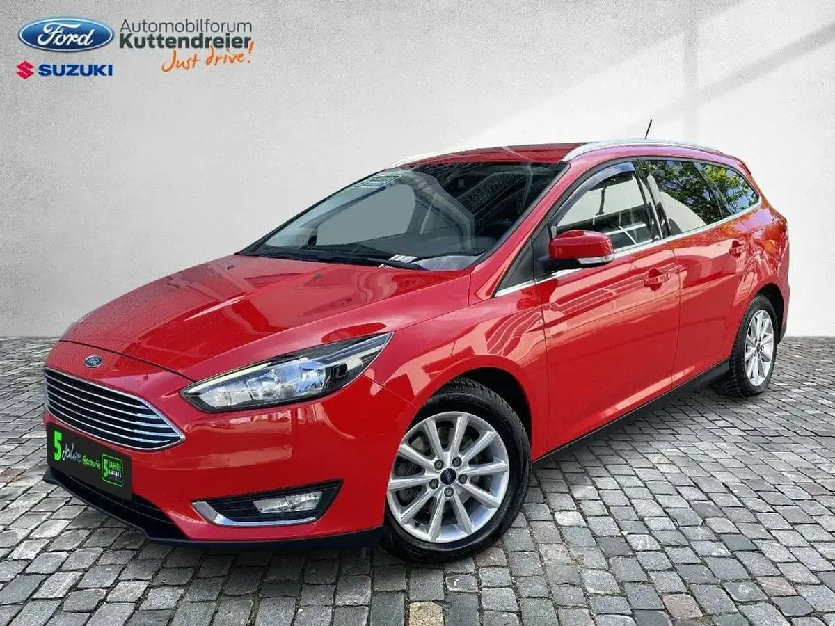 Gebraucht Ford Focus Titanium 182 PS (133 kW) 2018 Racerot Kombi