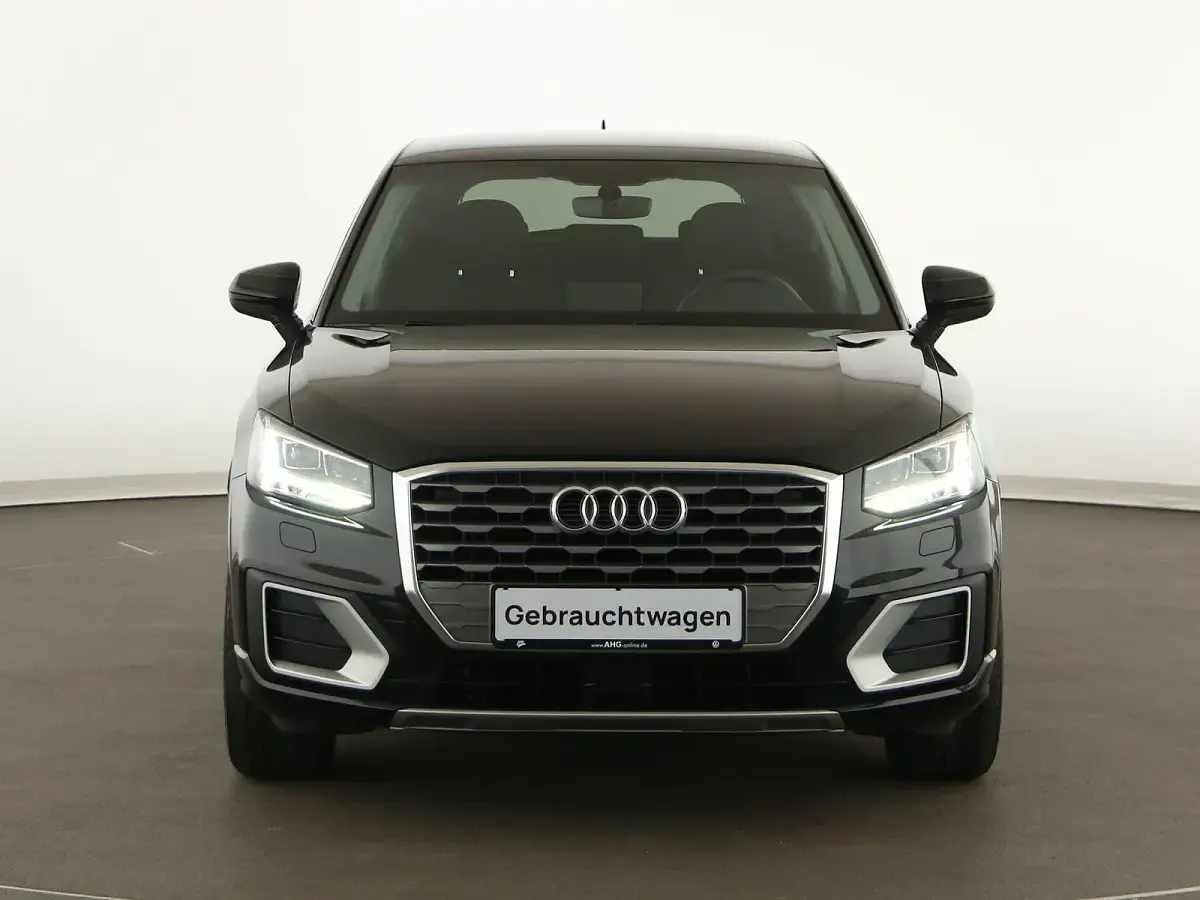 Gebraucht Audi Q2 Sport 150 PS (110 kW) 2020 Schwarz SUV