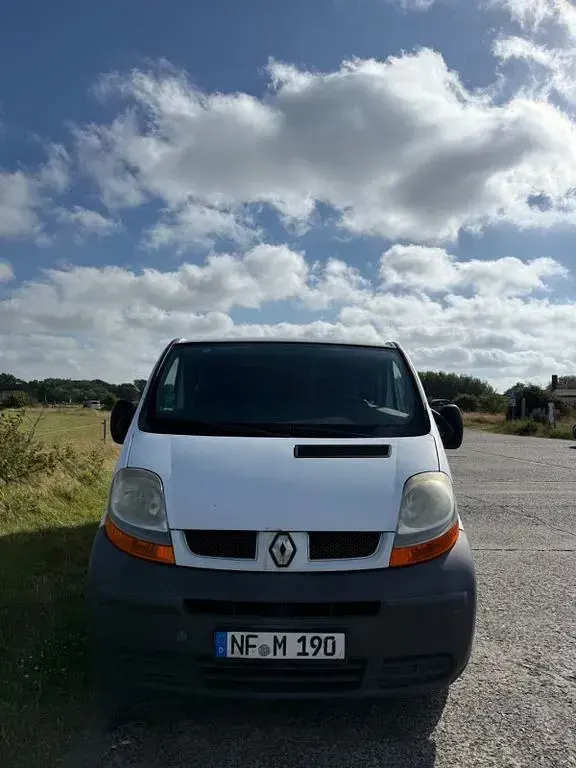 Gebraucht Renault Trafic 80 PS (58 kW) 2006 Weiß Van / Kleinbus