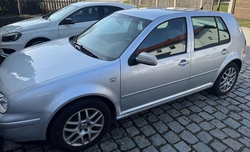 Gebraucht VW Golf IV Basis 105 PS (77 kW) 2004 Silber Limousine