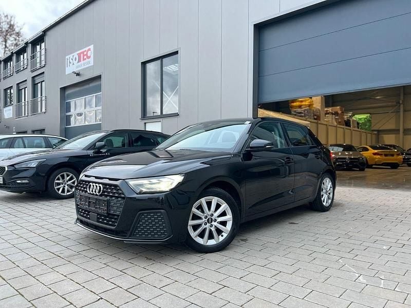 Gebraucht Audi A1 Sportback Ambiente 95 PS (69 kW) 2022 Schwarz Kleinwagen