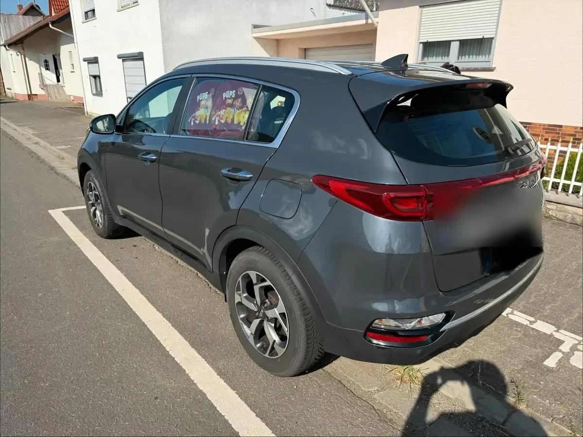 Gebraucht Kia Sportage Vision 132 PS (97 kW) 2020 Grau SUV