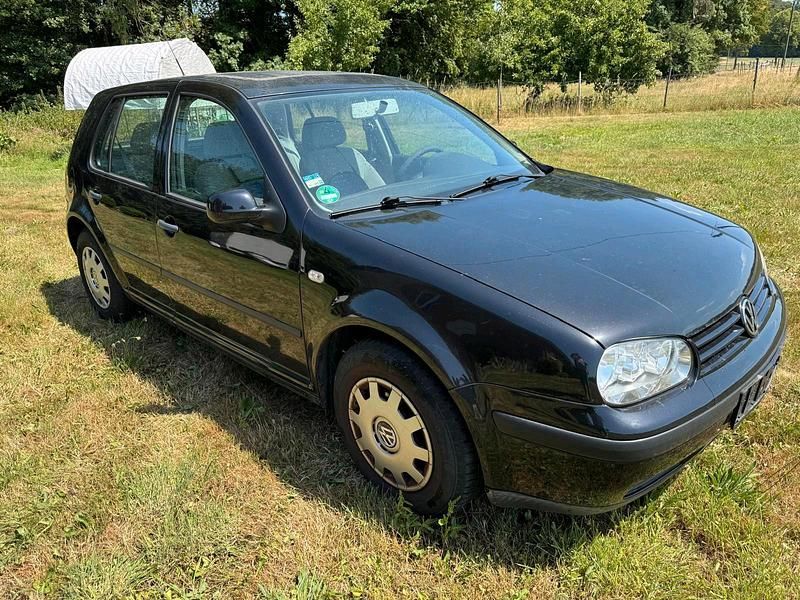 Schwarz Gebraucht 2001 VW Golf IV Limousine | 960 € (Superpreis) - Bild 1/4