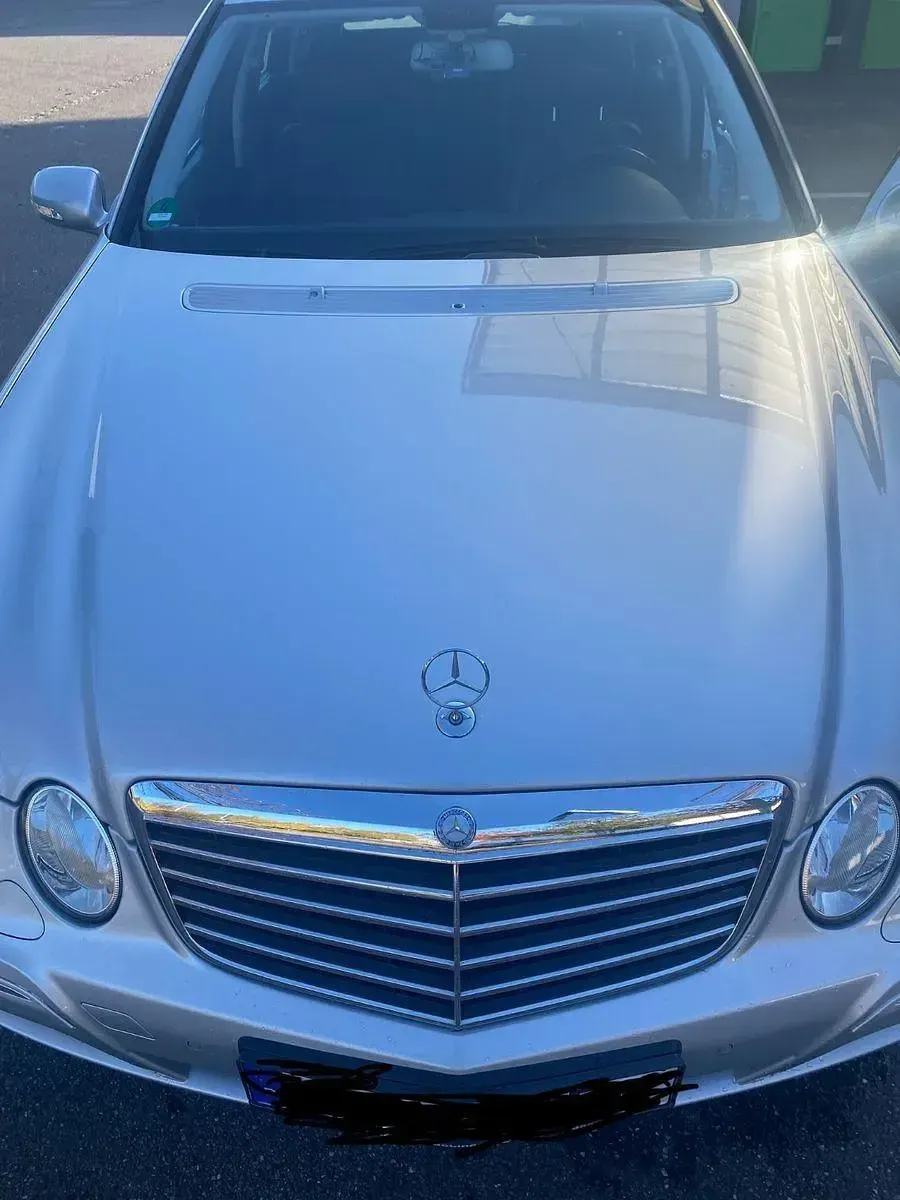 Używany Mercedes E320 Avantgarde 224 KM (164 kW) 2008 Czarny Kombi