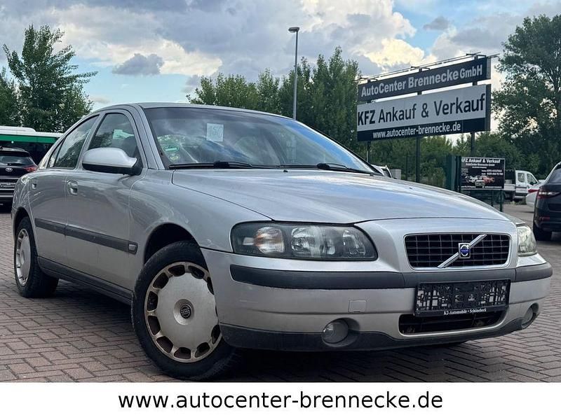 Grau Gebraucht 2000 Volvo S60 Limousine | 950 € (Superpreis) - Bild 1/4