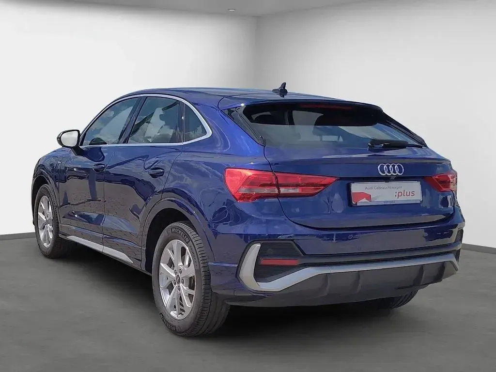 Gebraucht Audi Q3 Sportback S-Line 245 PS (180 kW) 2022 Blau SUV