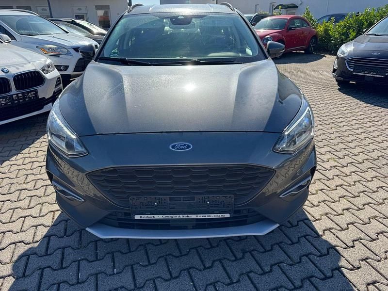 Gebraucht Ford Focus Active 125 PS (91 kW) 2019 Grau Kombi