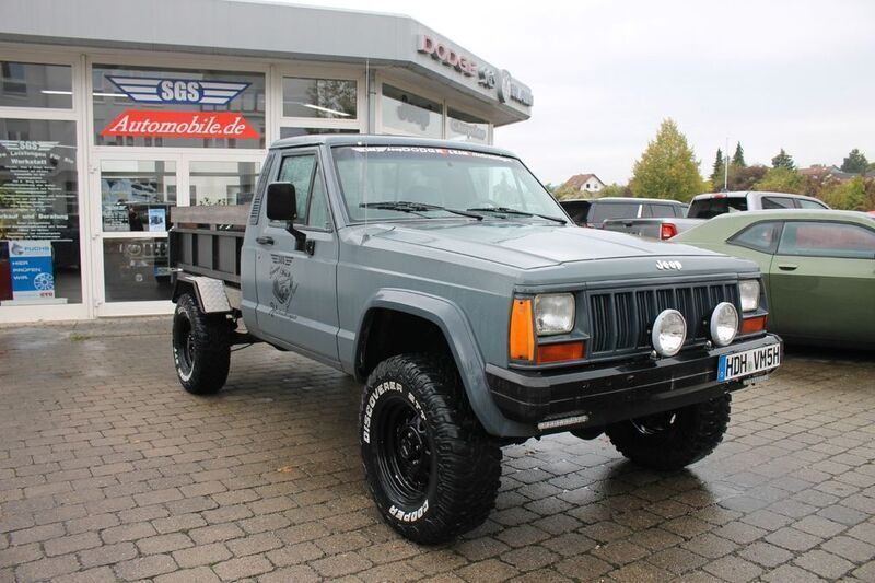 Grau Gebraucht 1991 Jeep Comanche Abholung | 16.900 € - Bild 1/4