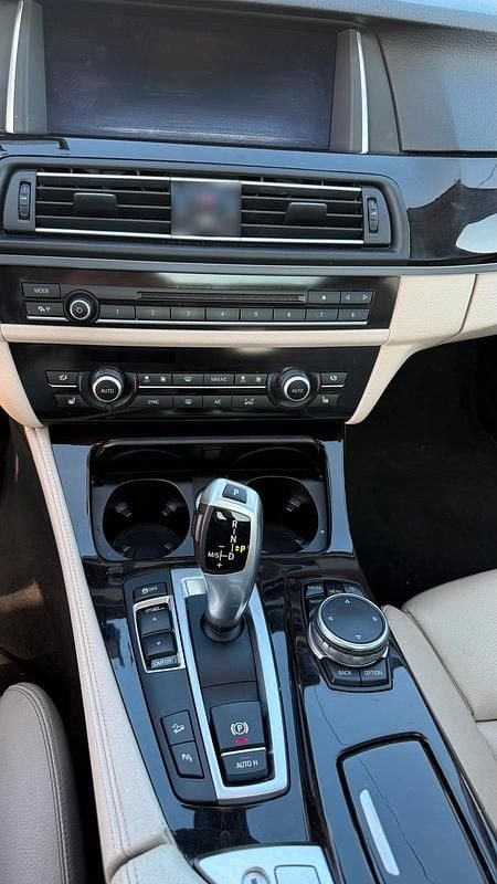 Gebraucht BMW 535 313 PS (230 kW) 2014 Grau Kombi