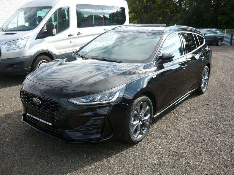 Obsidianschwarz metallic Gebraucht 2023 Ford Focus ST-Line X Kombi | 24.990 € (Etwas zu teuer) - Bild 1/4