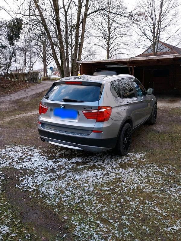 Gebraucht BMW X3 184 PS (135 kW) 2011 Grau SUV
