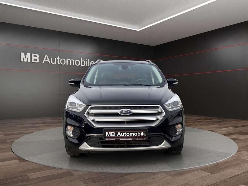 Gebraucht Ford Kuga Titanium 230 PS (169 kW) 2019 Schwarz SUV