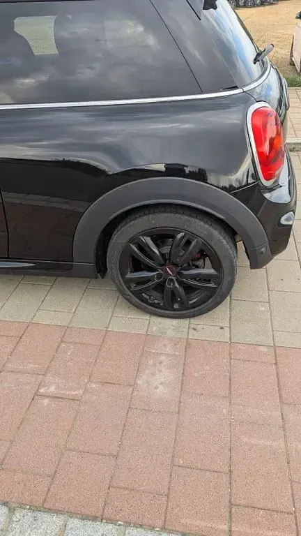 Second-hand Mini John Cooper Works 231 CP (169 kW) 2017 Negru Hatchback