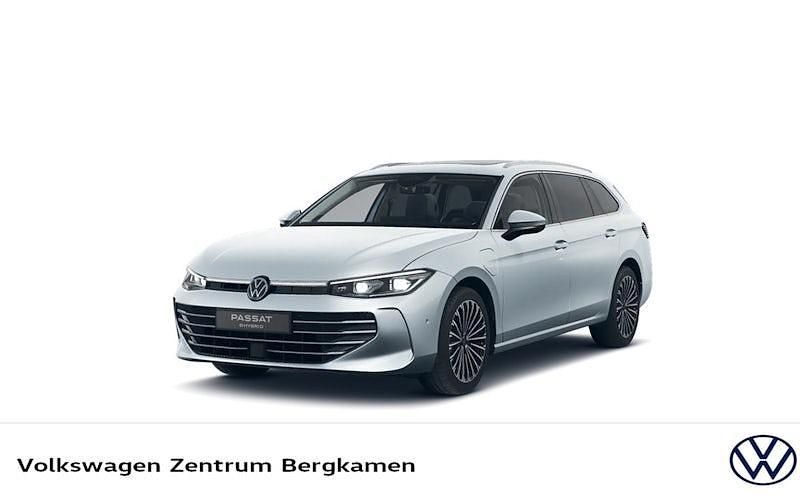 Gebraucht VW Passat Elegance 204 PS (150 kW) 2025 Oyster silver metallic Kombi