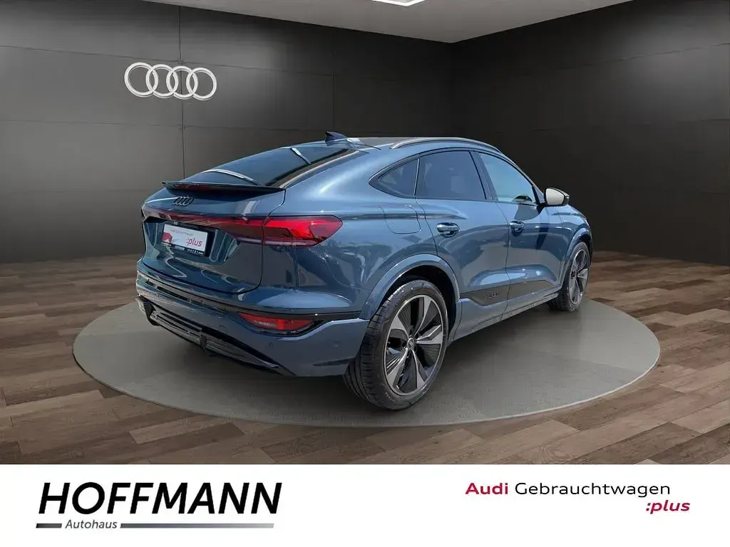 Gebraucht Audi Q6 Sportback e-tron S-Line 225 kW (306 PS) 2025 Blau SUV