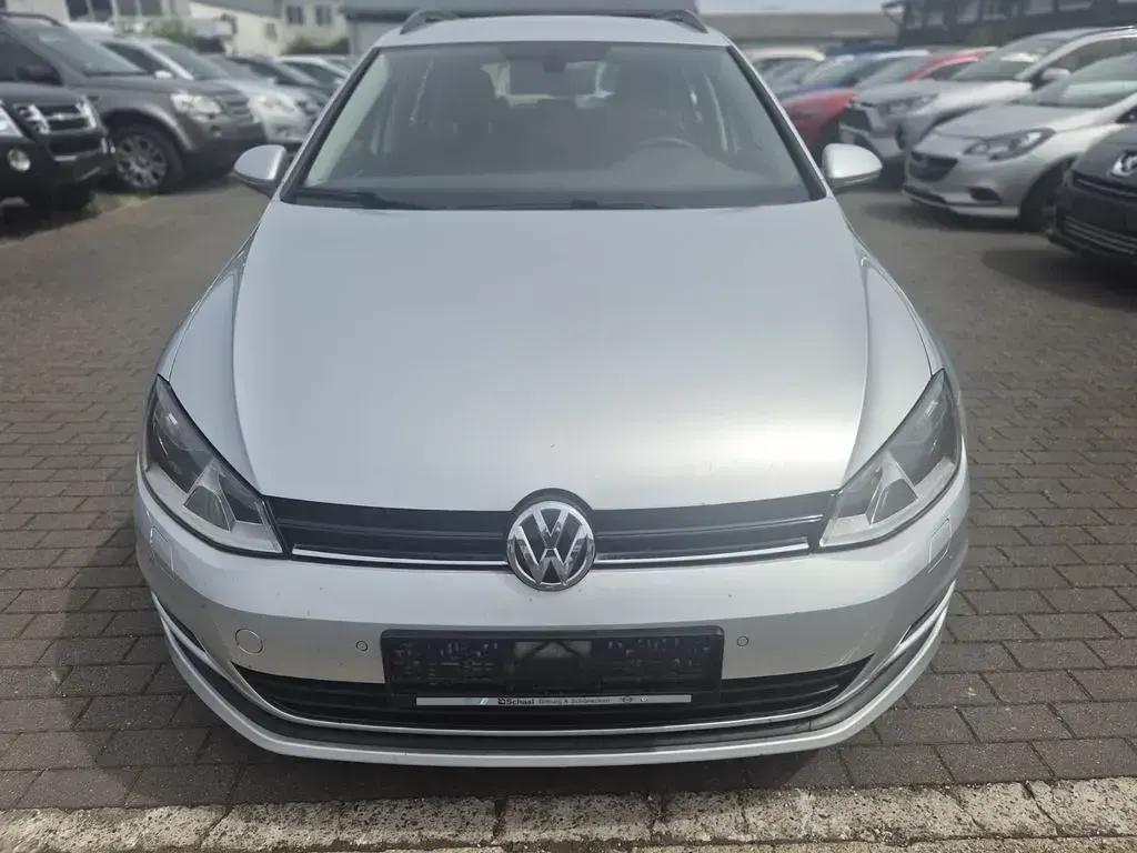 Gebraucht VW Golf VII Trendline 110 PS (80 kW) 2014 Silber Kombi