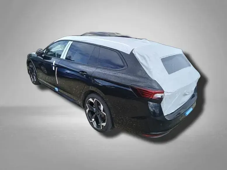 Gebraucht Skoda Superb SportLine 193 PS (141 kW) 2026 Kombi
