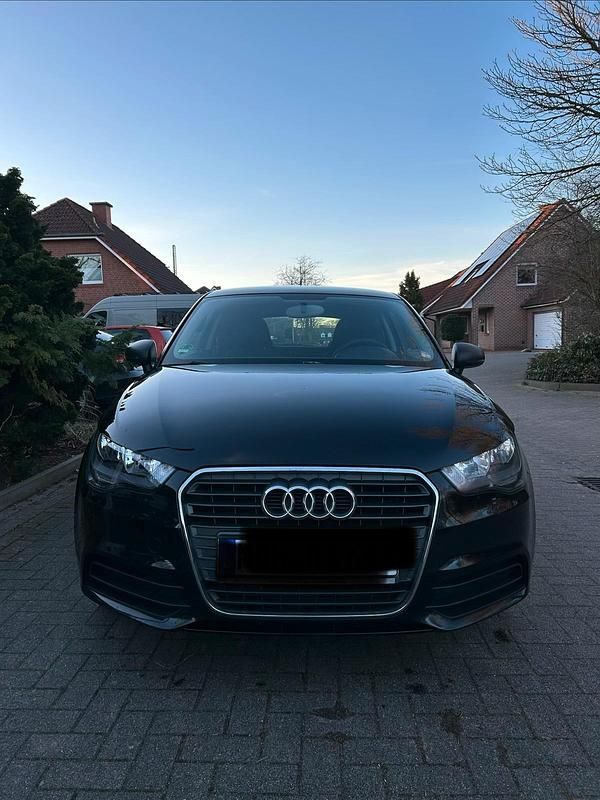 Gebraucht Audi A1 90 PS (66 kW) 2013 Schwarz Kleinwagen
