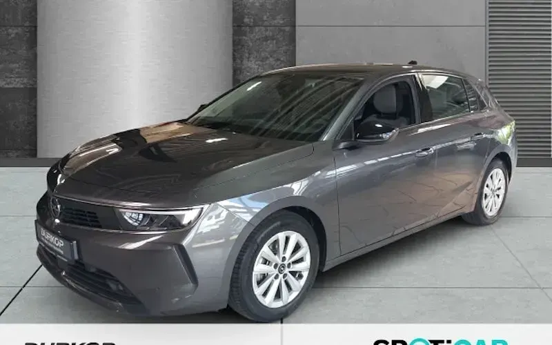 Używany Opel Astra Enjoy 110 KM (80 kW) 2023 Sedan/Limuzyna