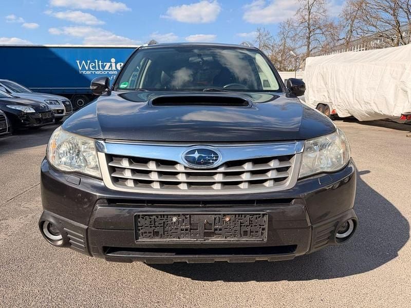 Occasion Subaru Forester 147 ch (108 kW) 2012 Gris SUV