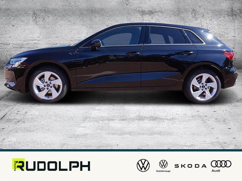 Gebraucht Audi A3 Advanced Plus 116 PS (85 kW) 2025 Mythosschwarz metallic Limousine