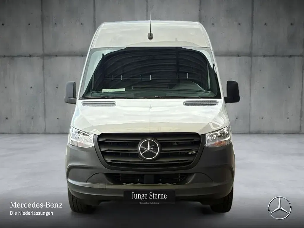 Gebraucht Mercedes E-Sprinter 85 kW (116 PS) 2022 Weiß Van