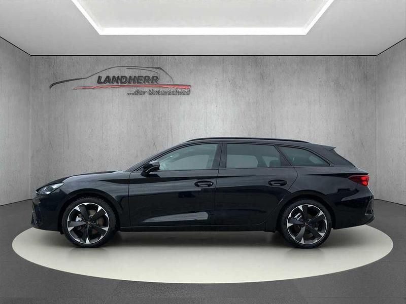 Neu Cupra Leon 150 PS (110 kW) 2026 Midnight black Kombi