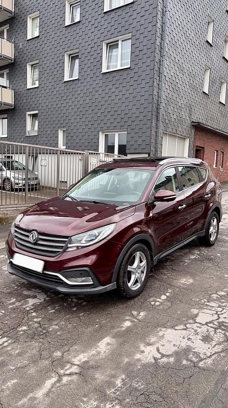 Gebraucht DFSK Glory 580 145 PS (106 kW) 2021 Rot SUV