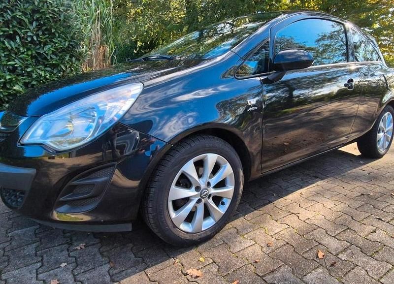 Schwarz Gebraucht 2013 Opel Corsa Kleinwagen | 3.499 € (Fairer Preis) - Bild 1/4