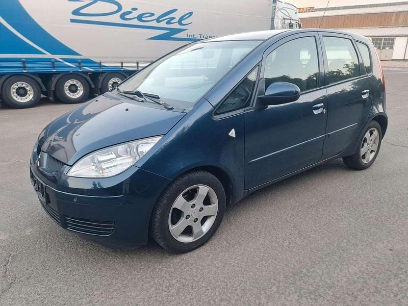 Gebraucht Mitsubishi Colt Invite 95 PS (69 kW) 2006 Blau Kleinwagen