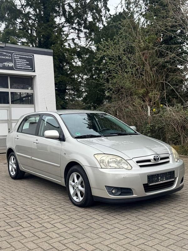Gebraucht Toyota Corolla Sol 110 PS (80 kW) 2005 Silver metallic Kleinwagen