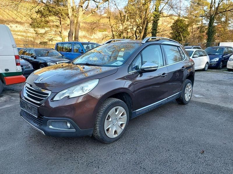 Gebraucht Peugeot 2008 Allure 92 PS (67 kW) 2014 Braun SUV