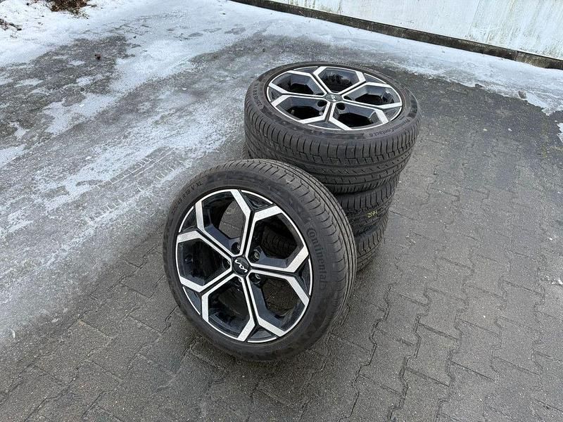 Gebraucht Kia Niro Spirit 171 PS (125 kW) 2024 Grün SUV