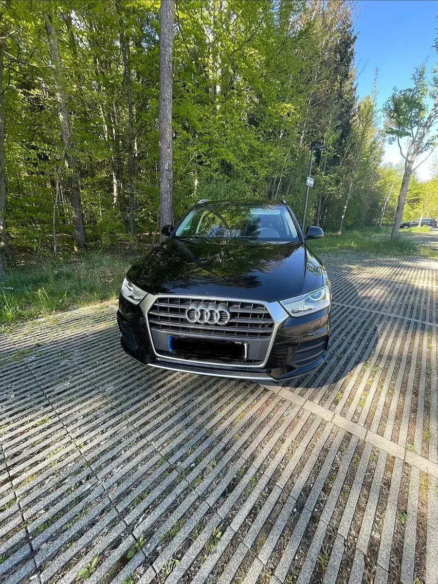 Gebraucht Audi Q3 Design 150 PS (110 kW) 2016 Schwarz SUV