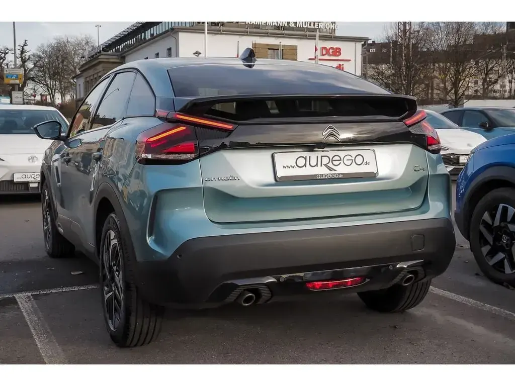 Gebraucht Citroën C4 Shine 131 PS (96 kW) 2023 Blau Limousine