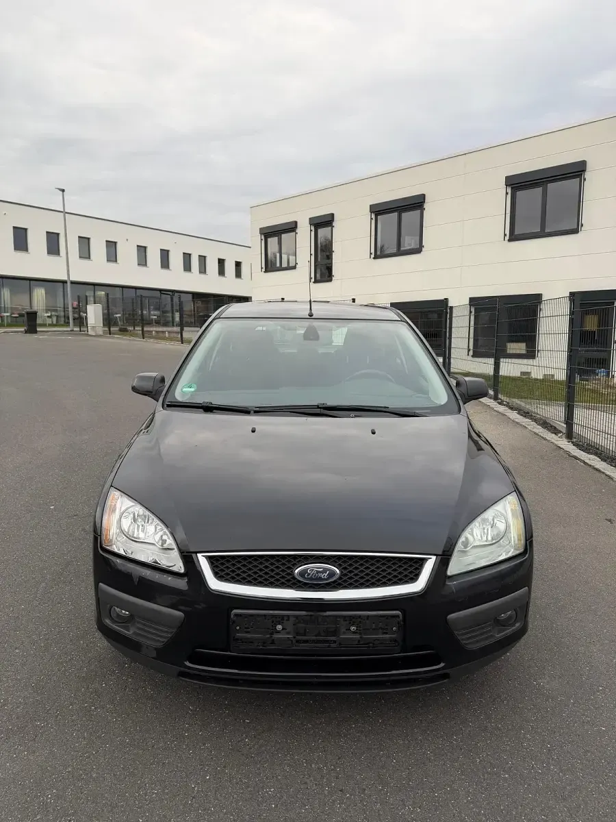 Gebraucht Ford Focus 116 PS (85 kW) 2006 Schwarz Kombi