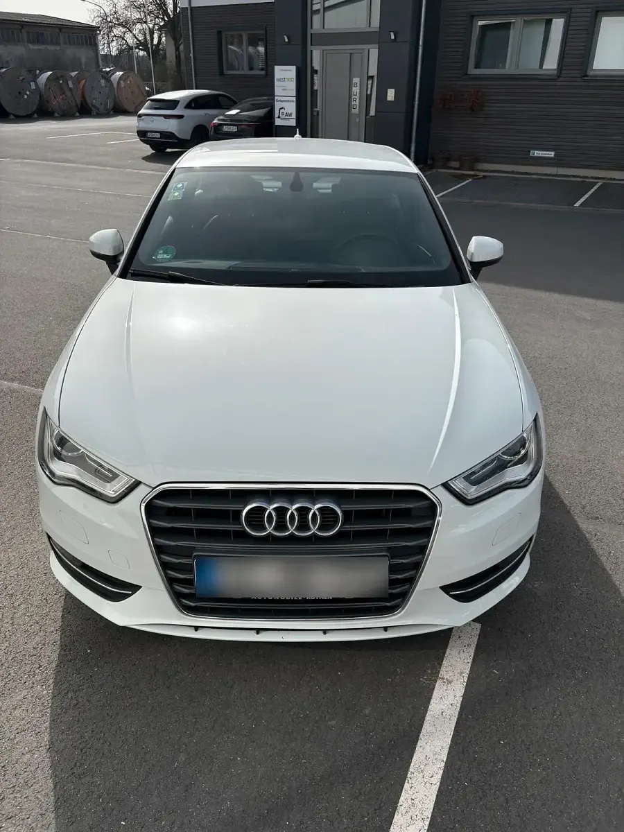 Gebraucht Audi A3 S-Line 150 PS (110 kW) 2014 Weiß Limousine