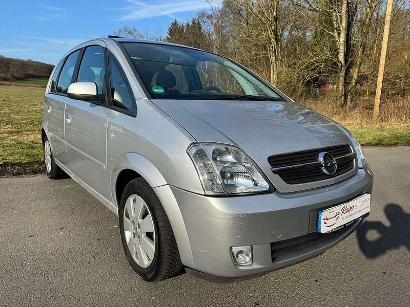Gebraucht Opel Meriva Cosmo 101 PS (74 kW) 2004 Starsilber Van / Kleinbus