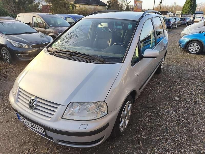 Silber Gebraucht 2003 VW Sharan Family Van / Kleinbus | 2.670 € (Fairer Preis) - Bild 1/4