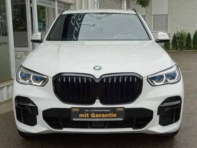 Gebraucht BMW X5 M Sport 286 PS (210 kW) 2022 Weiß SUV