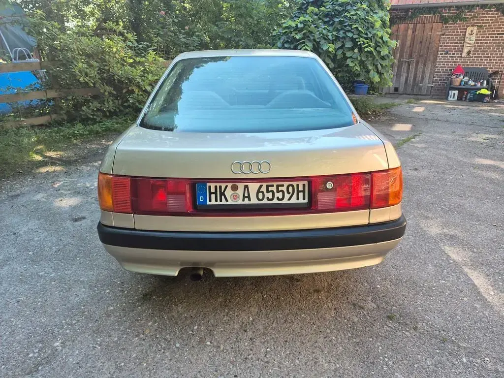 Gebraucht Audi 80 94 PS (69 kW) 1991 Gold Limousine