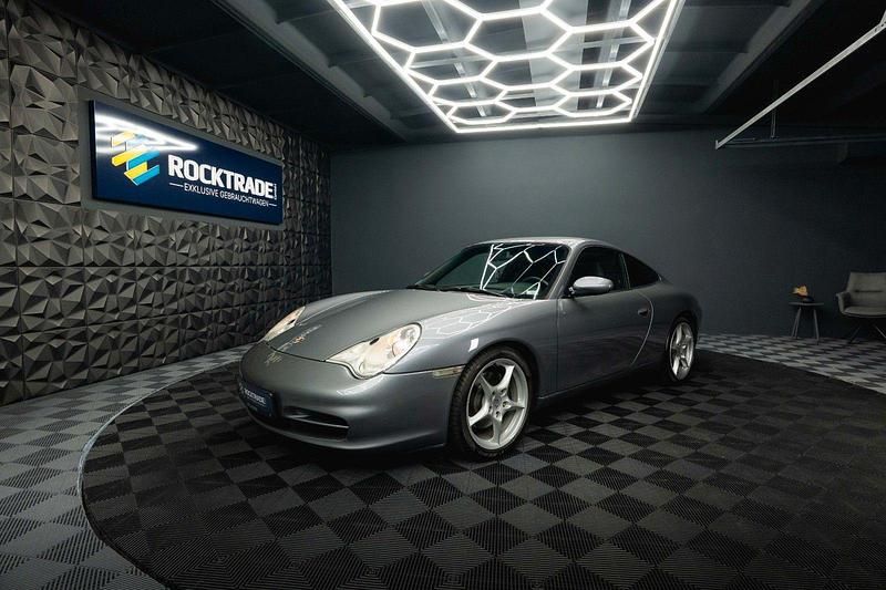 Grau Gebraucht 2005 Porsche 911 Carrera Coupé | 36.990 € (Superpreis) - Bild 1/4