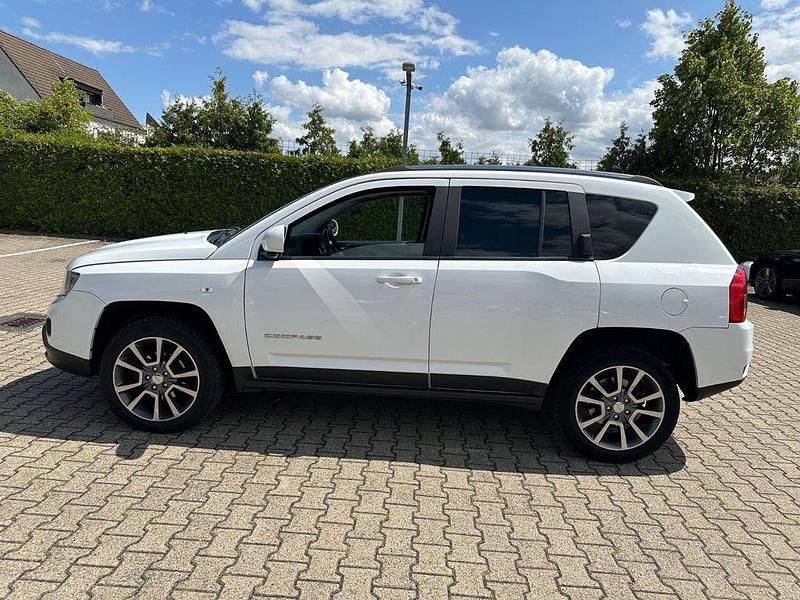 Weiß Gebraucht 2014 Jeep Compass Limited SUV | 6.550 € (Fairer Preis) - Bild 1/4
