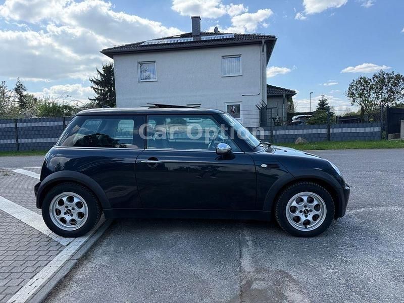 Usado Mini ONE 90 HP (66 kW) 2005 Preto Citadino