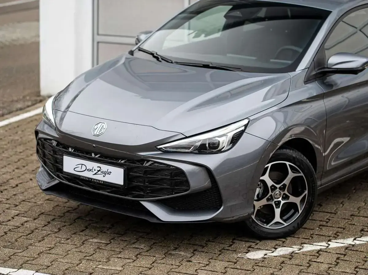 Neu MG MG3 Luxury 194 PS (142 kW) 2026 Hampstead grey Kleinwagen