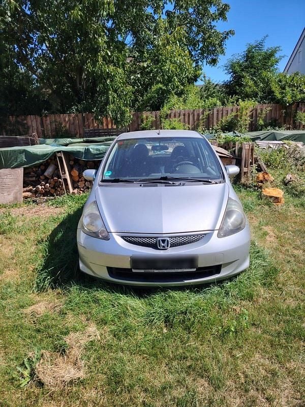 Silber Gebraucht 2007 Honda Jazz Kleinwagen | 1.111 € (Superpreis) - Bild 1/4