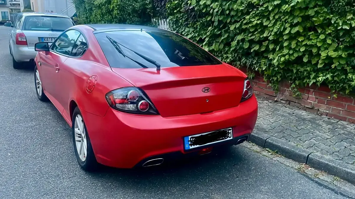 Gebraucht Hyundai Coupé 143 PS (105 kW) 2007 Rot Coupé